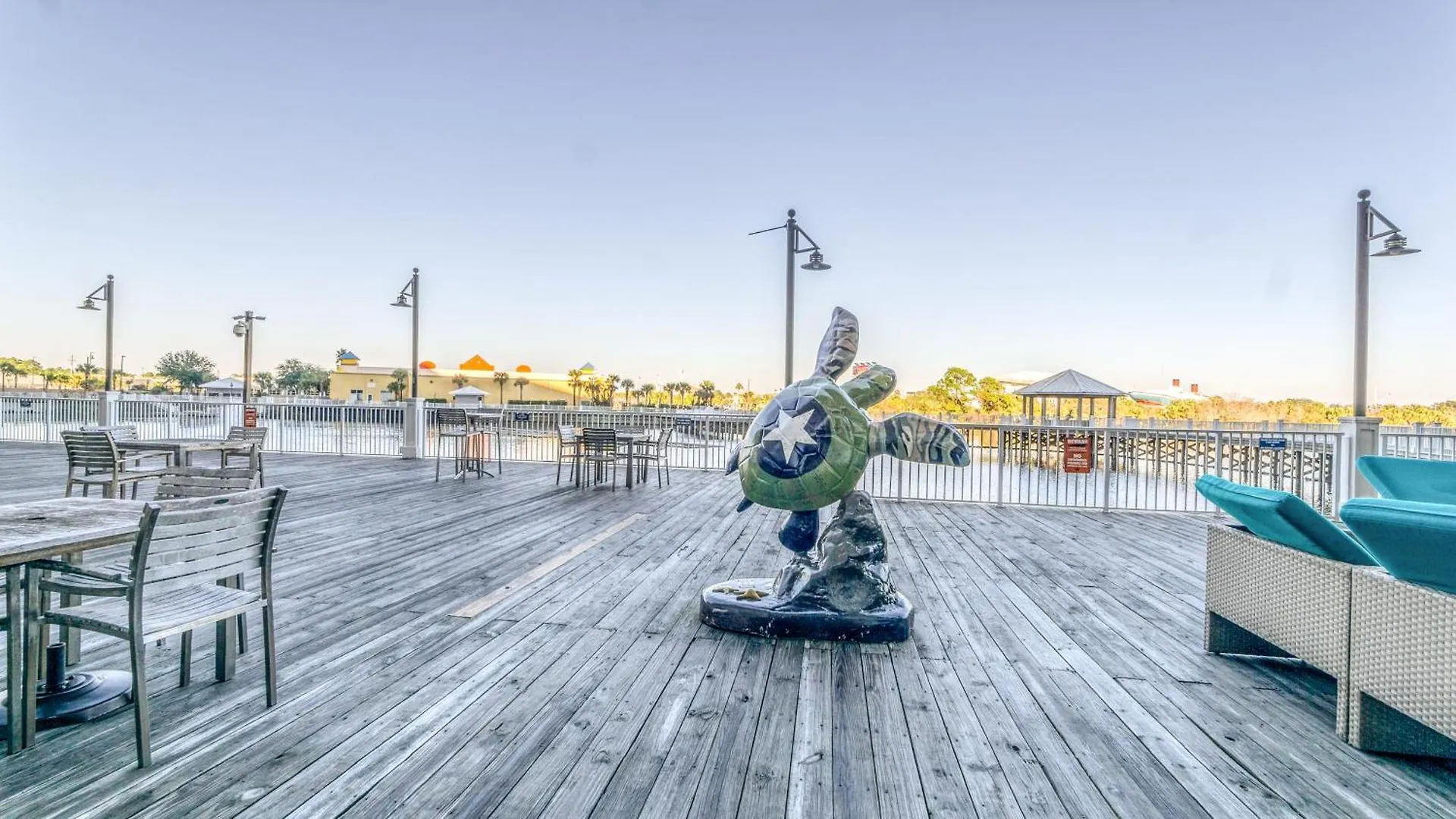 Penthouse Perfection At Laketown Wharf #2127 By Nautical Properties Panama City Beach Nyaraló