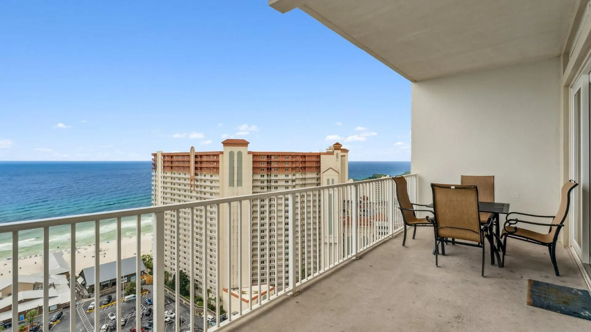 Holiday home Penthouse Perfection At Laketown Wharf #2127 By Nautical Properties Panama City Beach